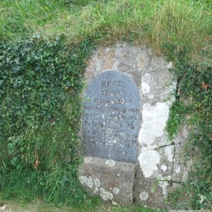 The Tomb of Genui - Hayle 'Castle' - Sept., 2007