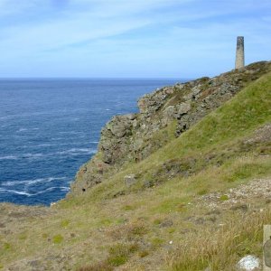 Setting by the sea, Levant Mine