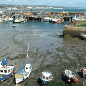 View from Fore Street on the Cliff