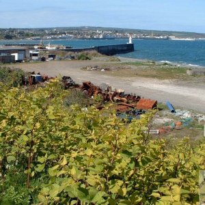 Newlyn's beach: Pre-redevelopment n.b. rusting machinery