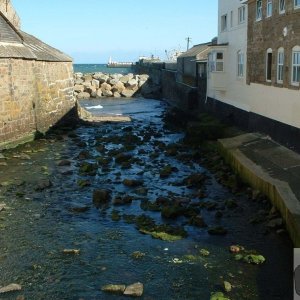 Newlyn Coombe river going out to the sea, 11th May, 2005