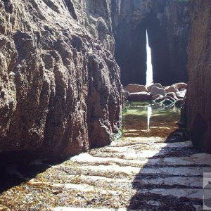 Nanjizel - Its cave