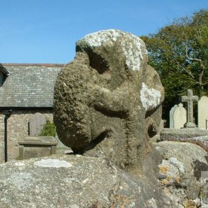 Cross in wall of Paul churchyard