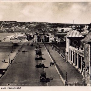 Looking westwards along the Prom