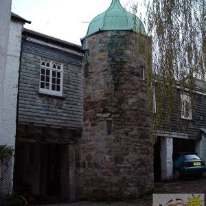 The Abbey Place Courtyard, 2005