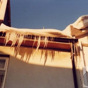 Icicles in Causewayhead above a shop