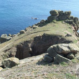 Tol-Pedn-Penwith: The Devil's Funnel