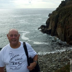 A portrait of the artist at Carn Boel - 11Aug10