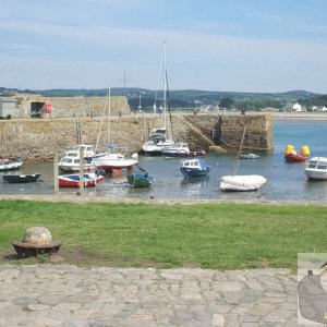 The west pier and boats - St Michael's Mount