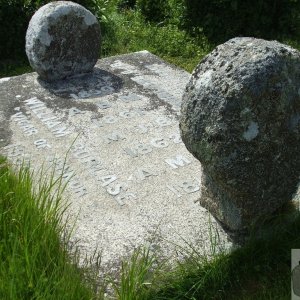 Tomb - Zennor Churchyard - 03Jun10