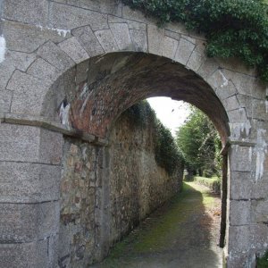 Carnsew Arch