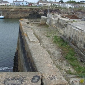 Carnsew Pool - Sluices