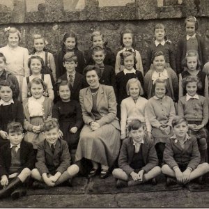 Heamoor School class
