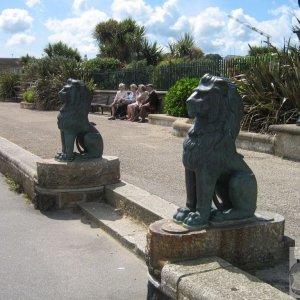 Twin lions.