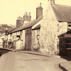 Under Chapel Yard