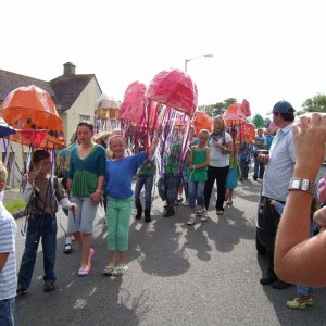 Alverton school Mazey day parade.