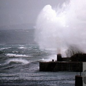 LIGHTHOUSE PIER