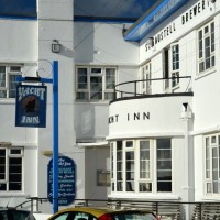 Yacht Inn