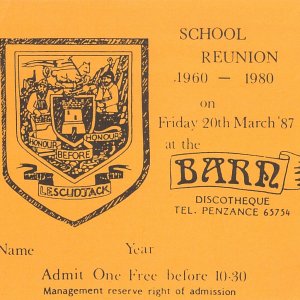 Lescudjack school reunion 1987 Barn club.jpg