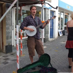 Another Mazey Day Busker