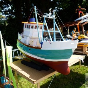 Boat displays on the Wherrytown boating pool