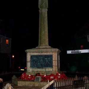 33 - Remembrance Sunday evening at the War Memorial, Newlyn