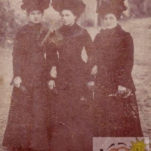 The Three sisters
