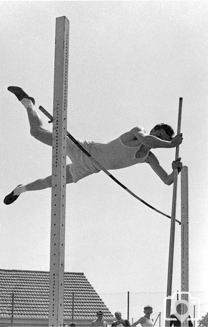 1962 Sports Day (04)