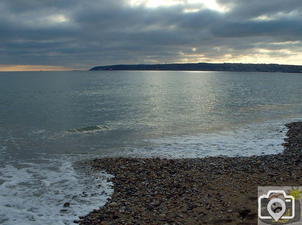 A dusky sea!