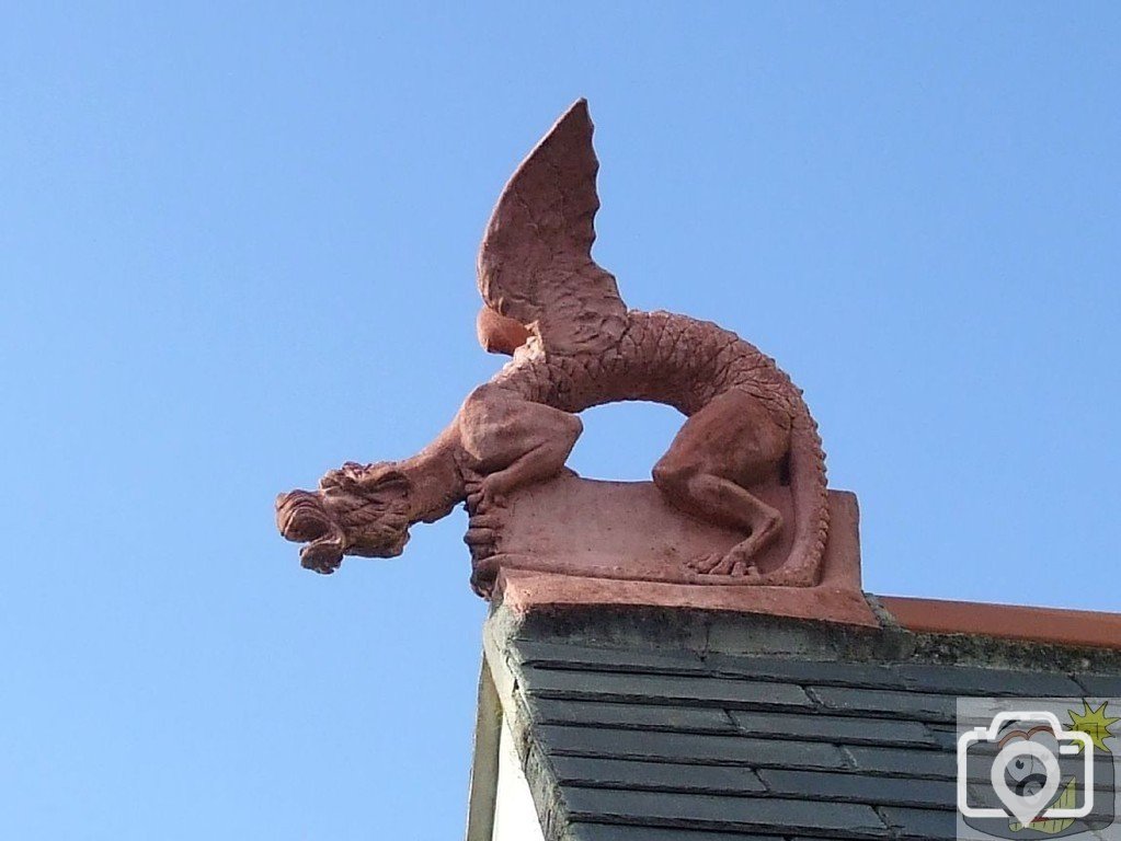 A home gargoyle - Nancledra - 10Feb10