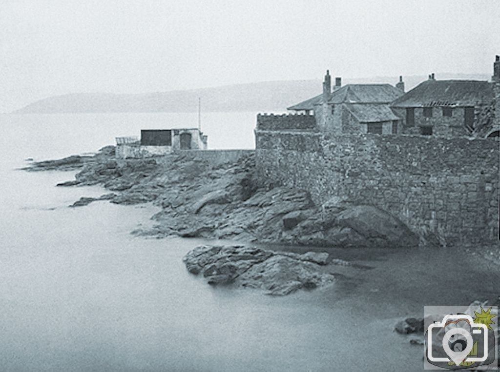 Battery Rocks 1914, blockhouse and limekiln.