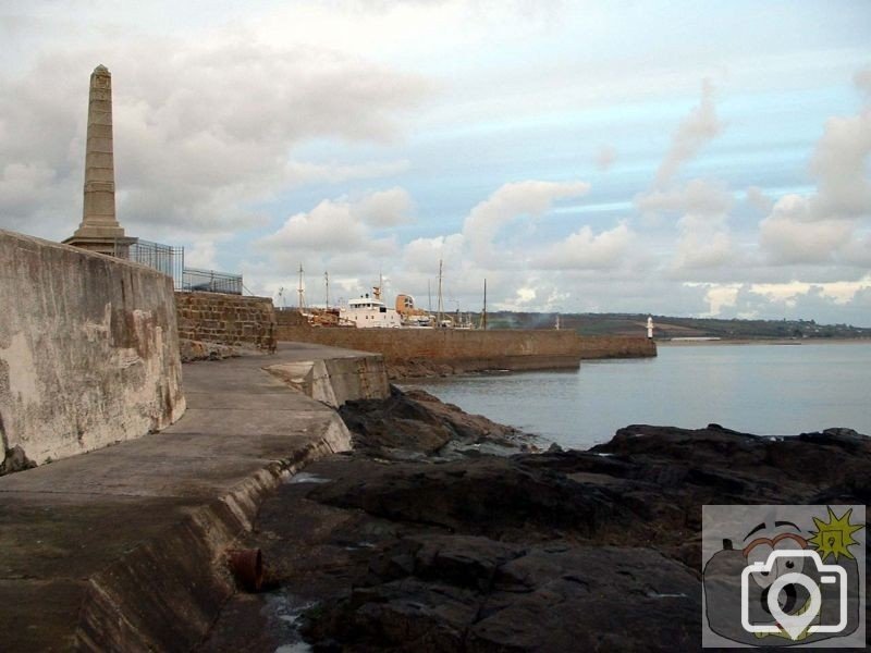 Battery Rocks, Bathing Pool and Pier