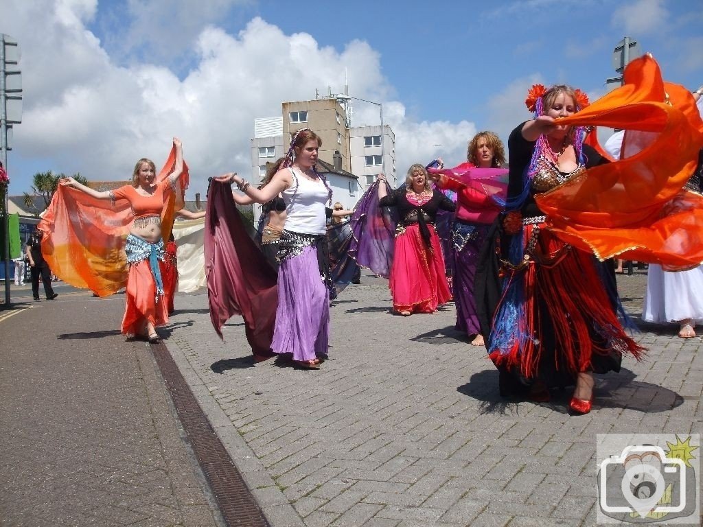 Belly dancers