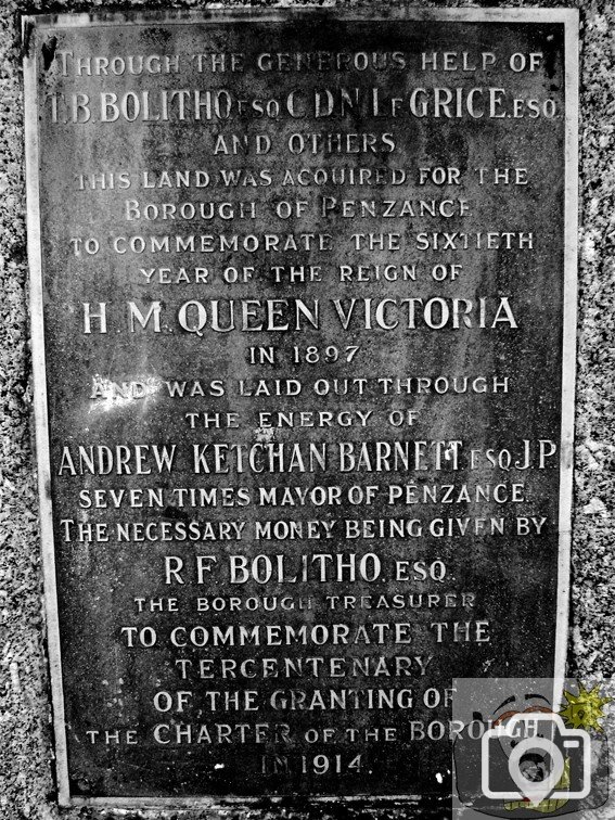 Bolitho Gardens Plaque