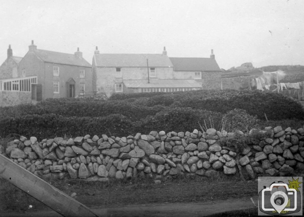 Bryher - 3