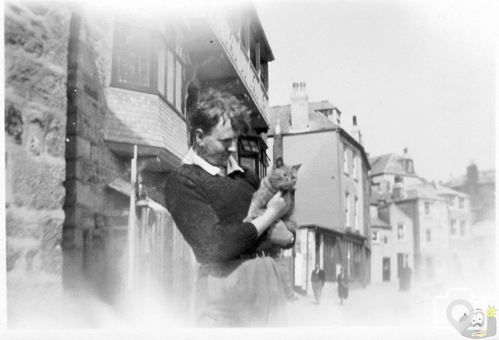 Christopher James Ludlow and Cat in St Ives before WWII