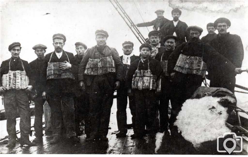Crew of the  SS Abertay