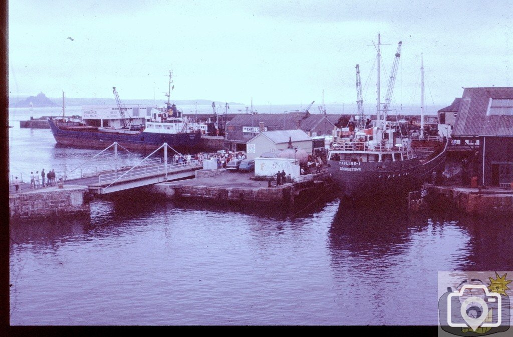 Docking of Pauline-S 14