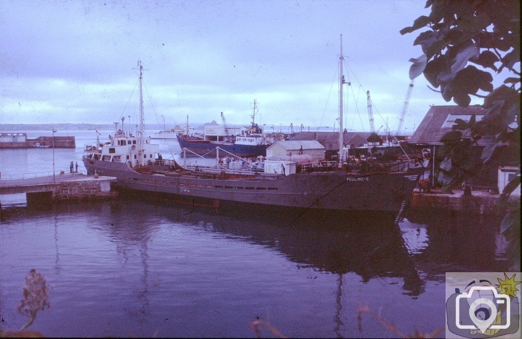 Docking of Pauline-S 7
