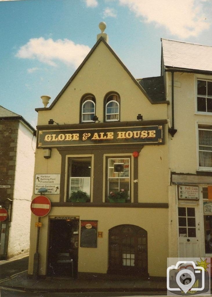 Globe and Ale House