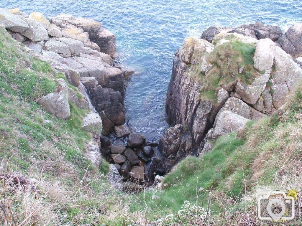 Gulley in the cliffs, Lamorna