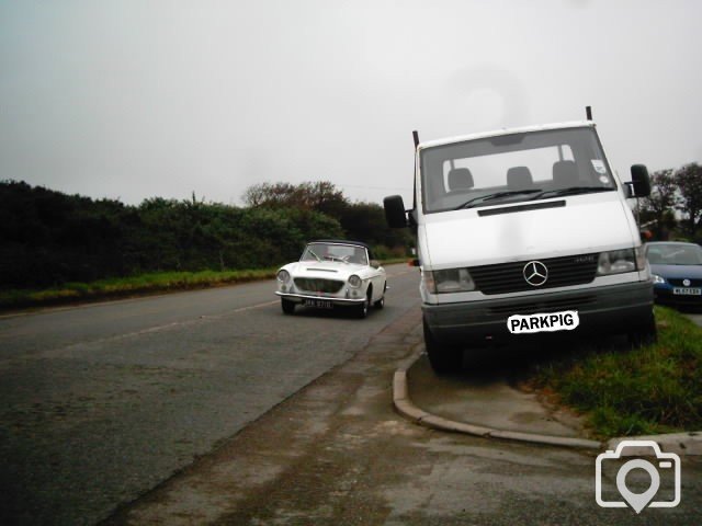 How to block a pavement and driver's view