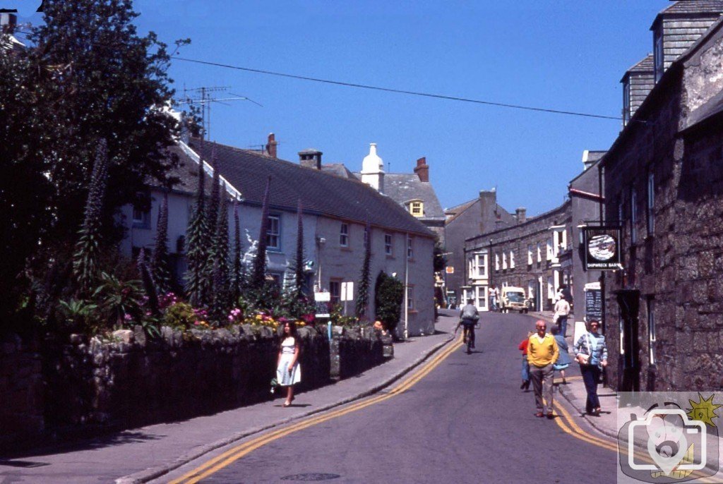Hugh Town, 1977 [Jan in white]