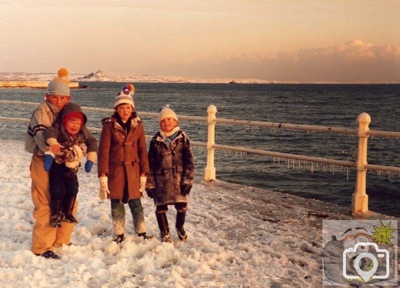 Icicles on the Promenade, 13th january, 1987