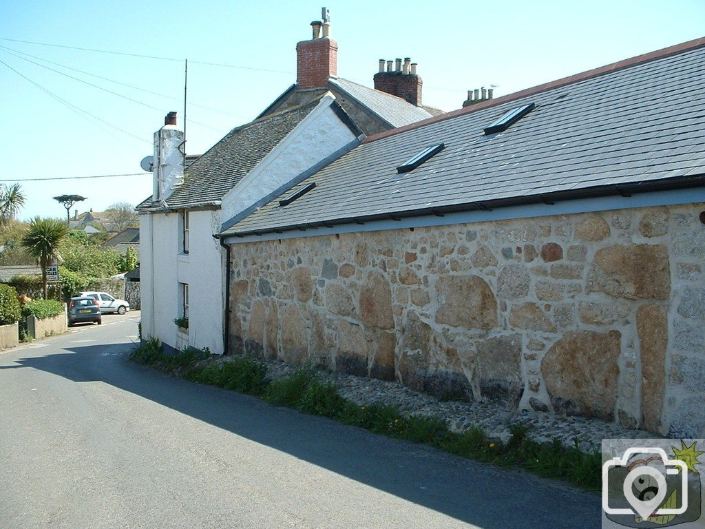 Interesting granite wall, Paul village