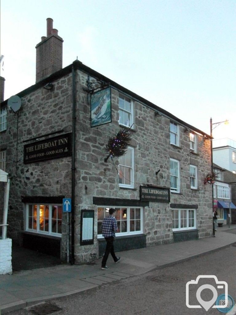 Lifeboat Inn, St Ives - 01/01/13