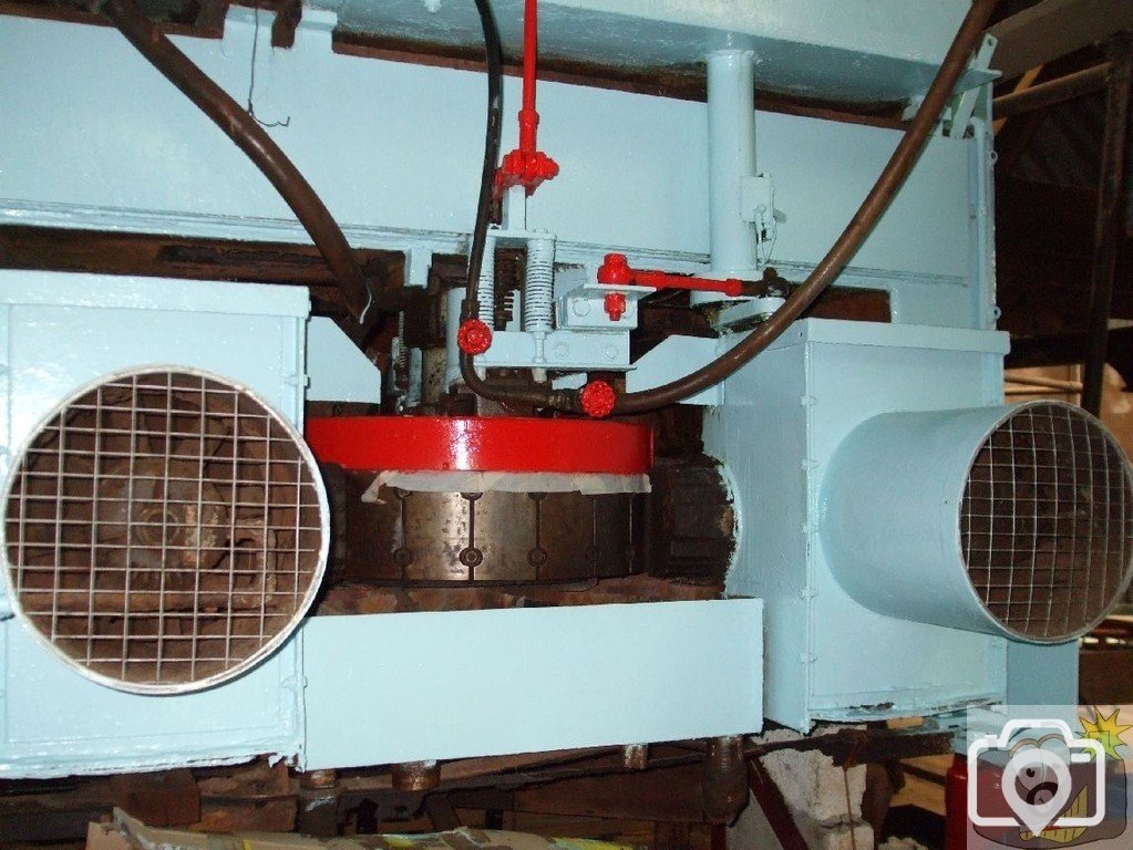 Magnetic separator (see below) - Geevor Mine Processing Plant