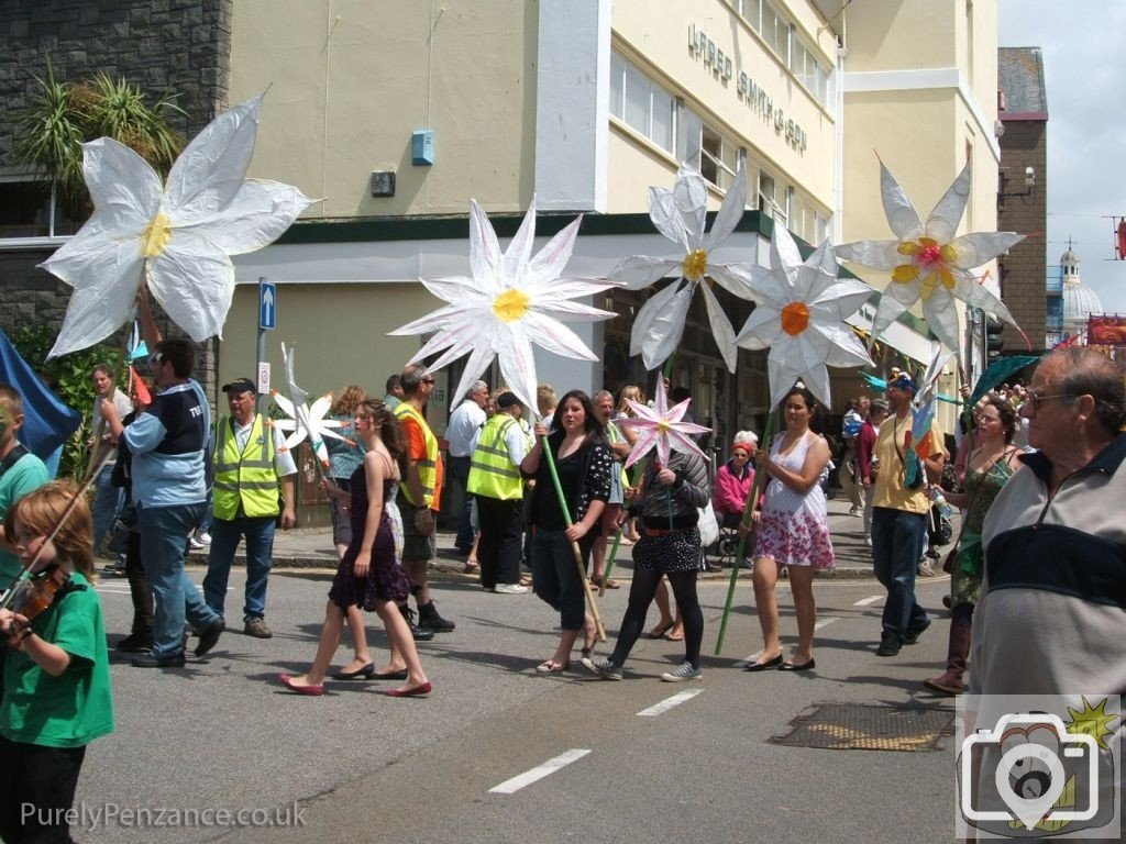 Mazey Day Parade