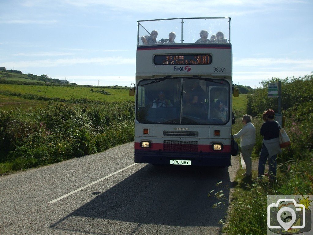 Open-top bus trip, N. Penwith - 03Jun10