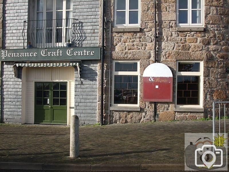 Penzance Craft Centre closed !